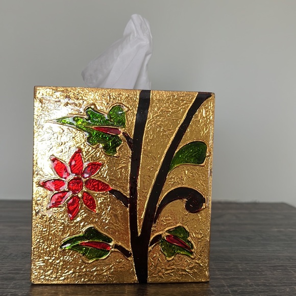 Metal Tissue Holder! - Picture 2 of 6